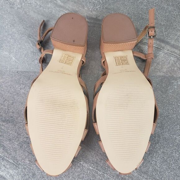 Journee Signature Sandals Women 7 M  Meggs Block Heel Leather Shoes - Picture 7 of 15